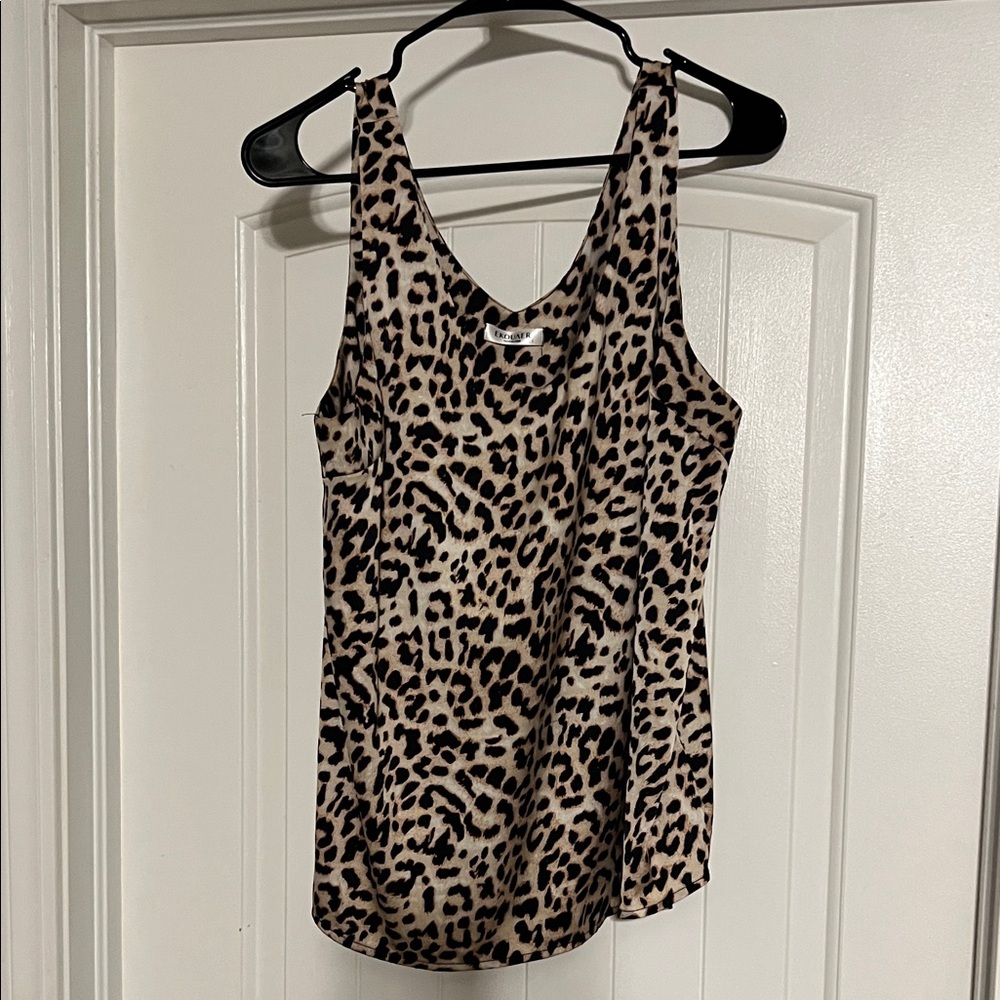 Chic Leopard Print Tank Top
